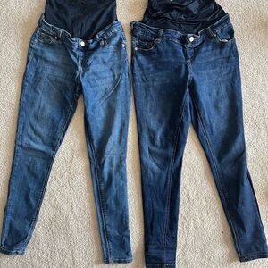 Time and Tru maternity jeans lot